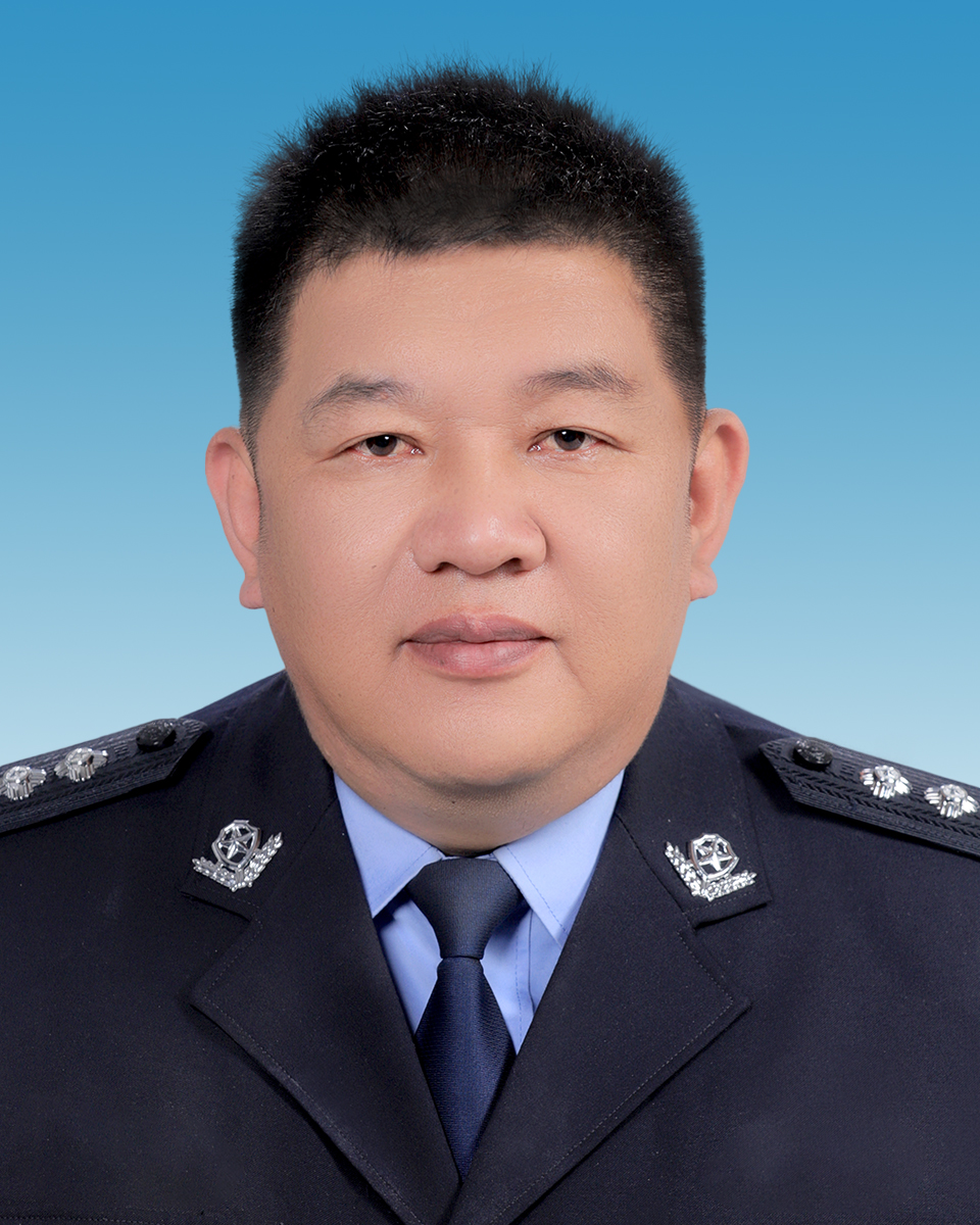 乌云毕力格.jpg